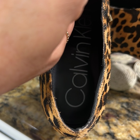 Calvin Klein booties size 6🖤🧡🖤 - Picture 8 of 11
